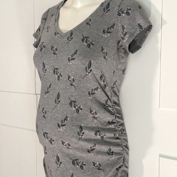 Maternity top - Picture 1 of 5